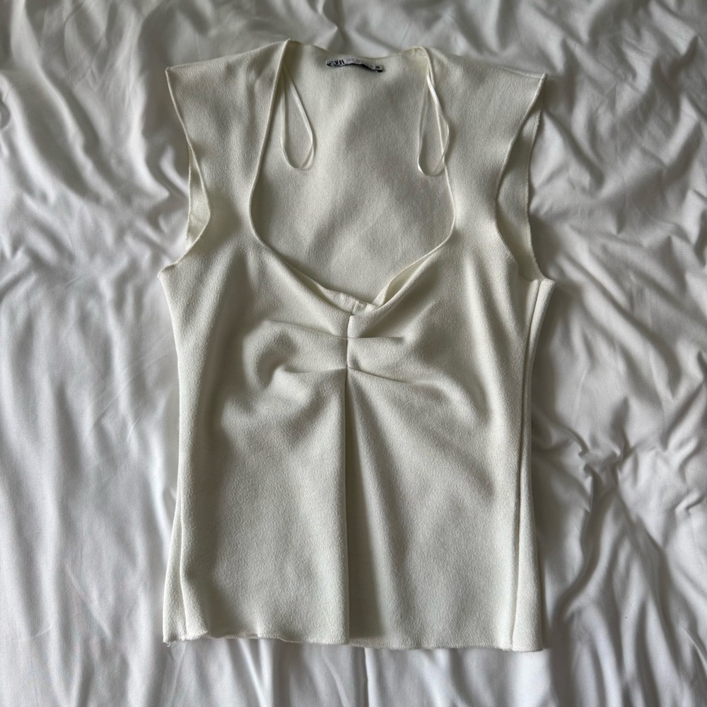 Zara white stretch knit top - Picture 2 of 5